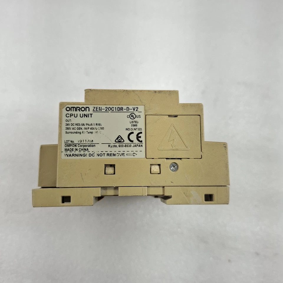 OMRON ZEN-20C1DR-D-V2 PROGRAMMABLE RELAY DC12-24V